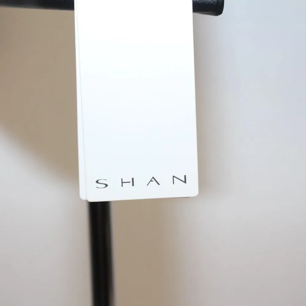 SHAN  - Picture 3 of 8